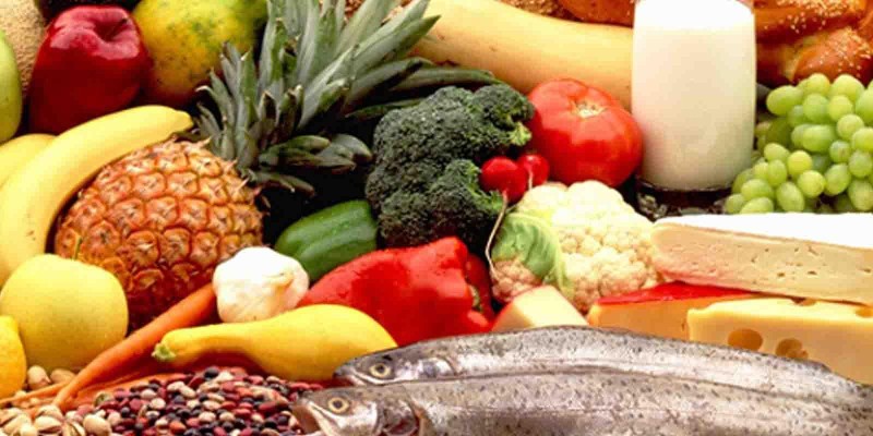 ALIMENTAÇÃO PARA INICIANTES NA MUSCULAÇÃO