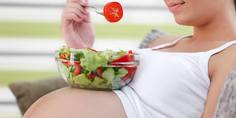 ALIMENTAÇÃO SAUDÁVEL NA GESTAÇÃO