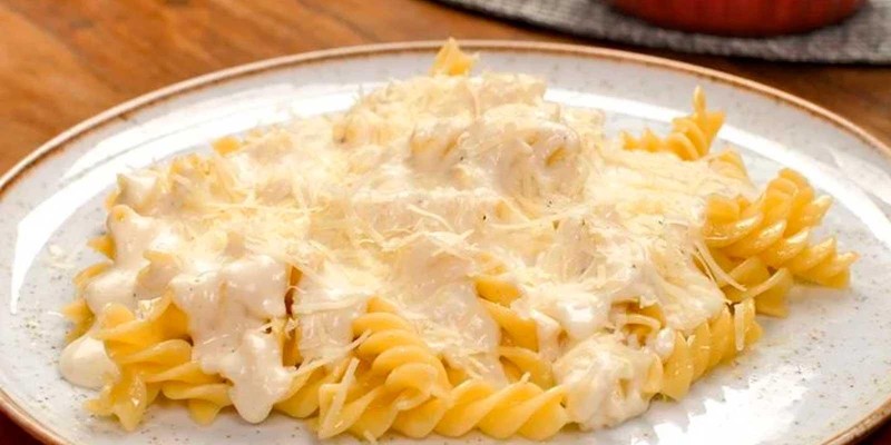MOLHO BRANCO PARA MACARRÃO 