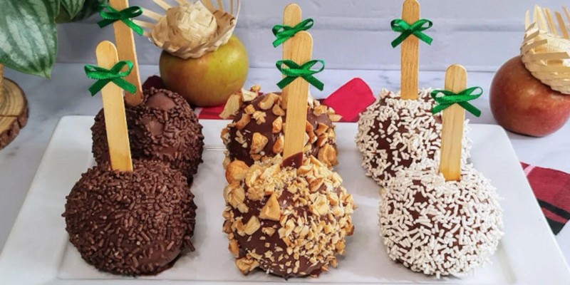 MAÇÃ DO AMOR DE CHOCOLATE