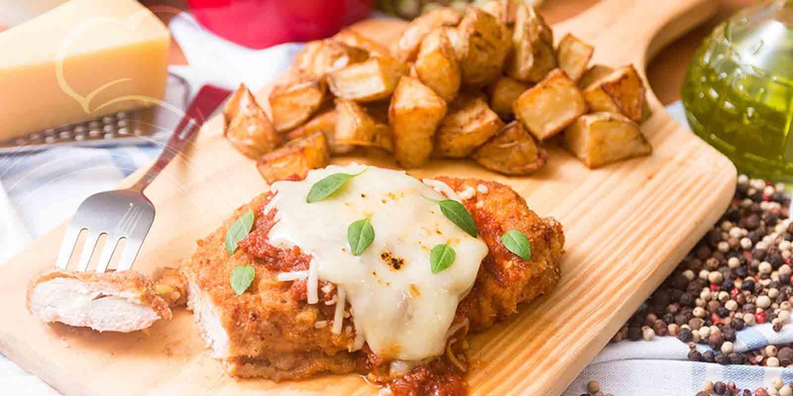 FRANGO À PARMEGIANA SEM FRITURA