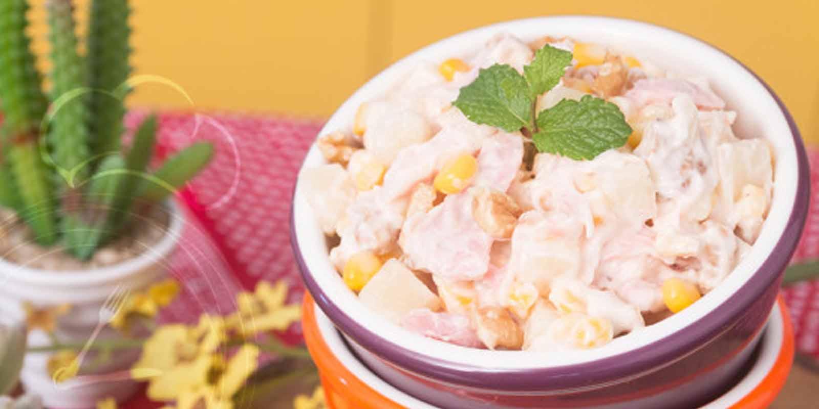 SALADA ESPECIAL DE FRANGO DEFUMADO