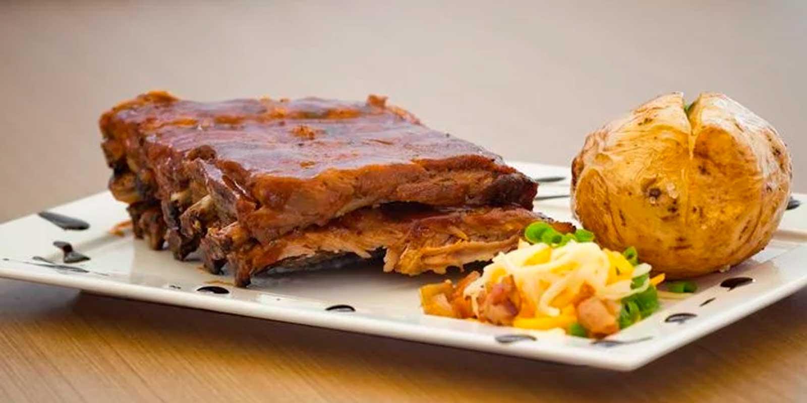 COSTELINHA COM MOLHO BARBECUE