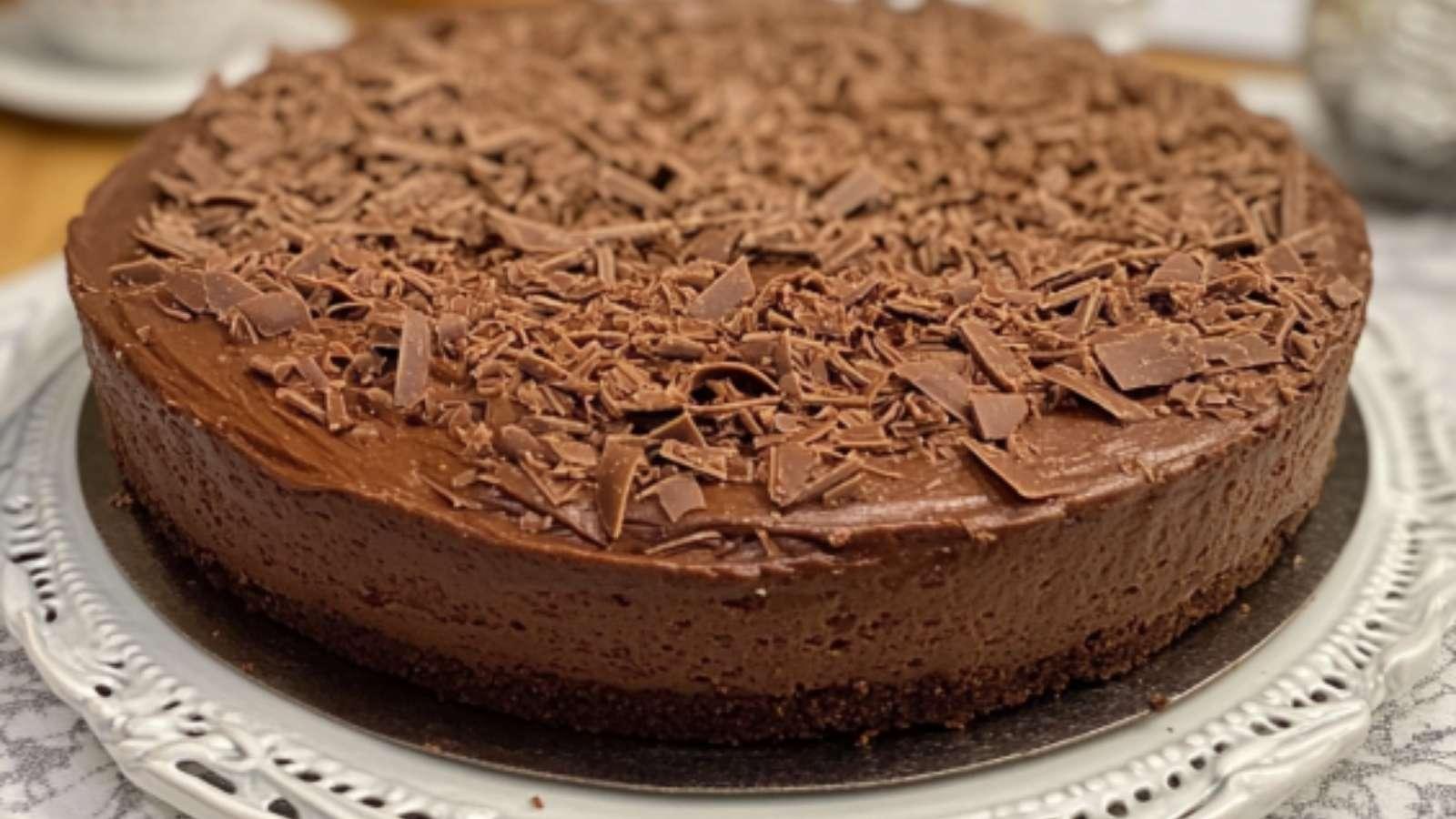 Torta Mousse de Chocolate com Base Crocante